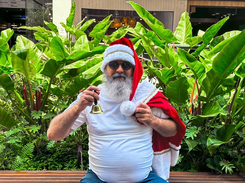 PAPAI NOEL  PRAIEIRO EM FLORIANÓPOLIS (SC)