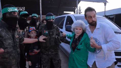HAMAS E ISRAEL  LIBERAM  MAIS UM GRUPO DE REFÉNS