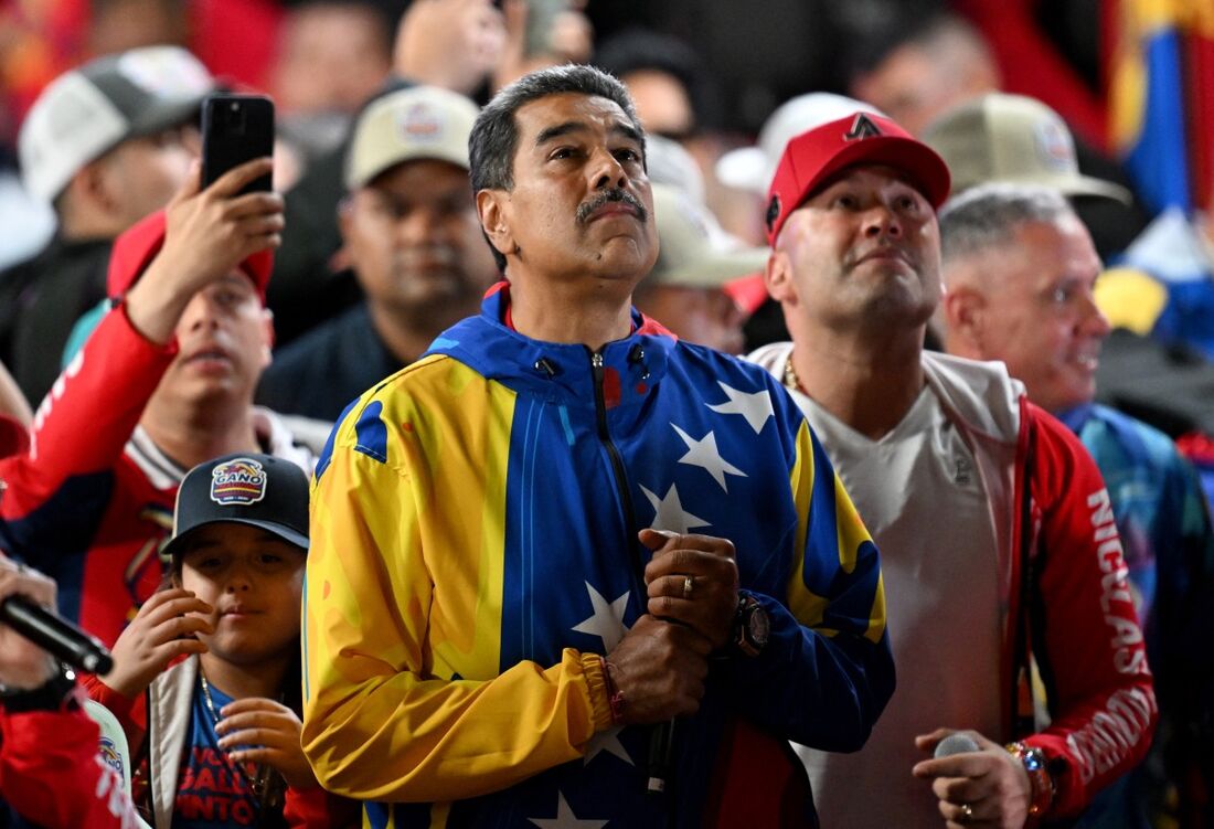 VENEZUELA SEGUE EM PODER DO MAFIOSO, CORRUPTO E DITADOR NICOLÁS MADURO