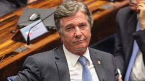 FERNANDO COLLOR DE MELLO  FOI PARA CELA INDIVIDUAL EM PRESÍDIO DE MACEIÓ (AL)