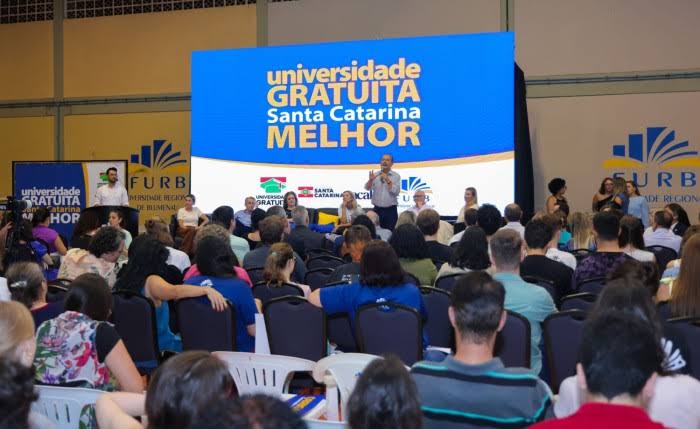 UNIVERSIDADE GRATUITA EM SANTA CATARINA SOB INVESTIGAÇÕES DIANTE IRREGULARIDADES