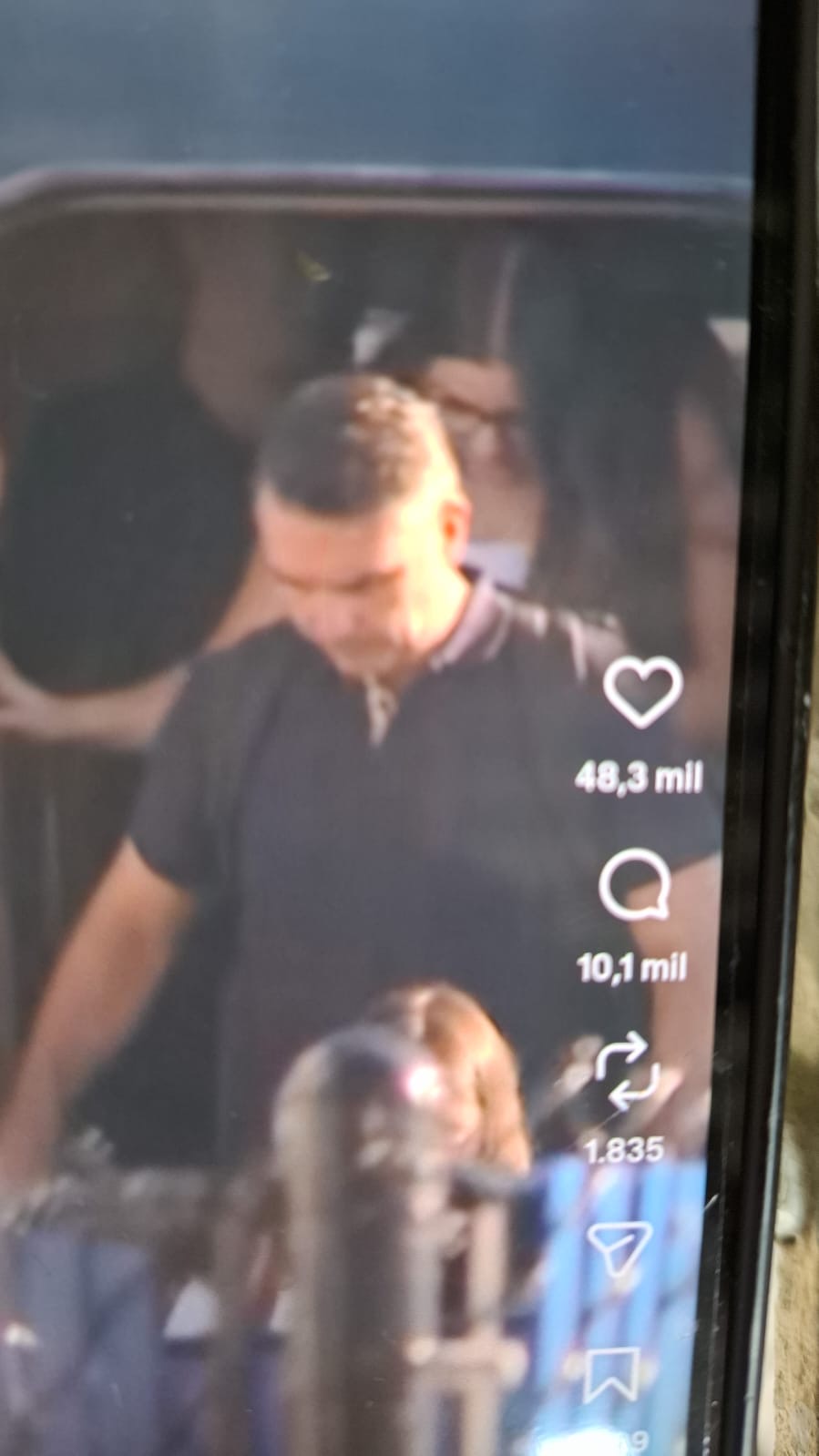 FLÁVIO BOLSONARO ( (PL), ESPOSA E DUAS FILHAS CHEGARAM AOS EUA  COM JATO DA EMPRESA ARGENTINA BAIRES FLY