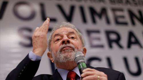 Mafioso réu Lula (PT) e esperado depoimento à Justiça Federal, em Curitiba (PR)