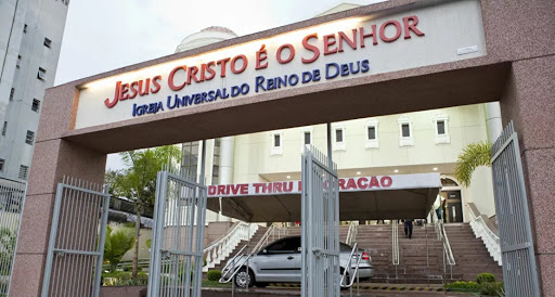 Brasil virando paraíso fiscal - Bolsonaro joga ao Congresso perdão de dívidas tributárias de Igrejas. Muitas investigadas por lavagem de dinheiro