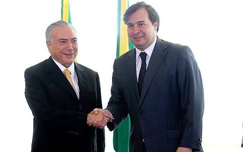 Brasil em véspera de transição. Sai Temer para entrar Maia