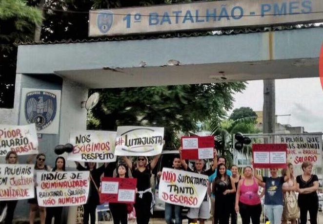 Estado do Espírito Santo enfrenta greve da PM e a violência de bandidos