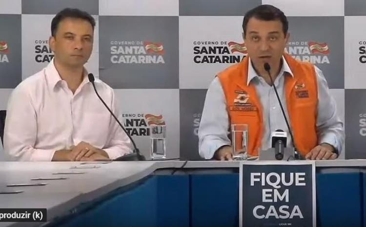 Governador de SC Carlos Moisés (PSL),  comete erro que pode levar milhares de pessoas ao contágio da Covid-19. Colapso na rede pública de Saúde diante do caos