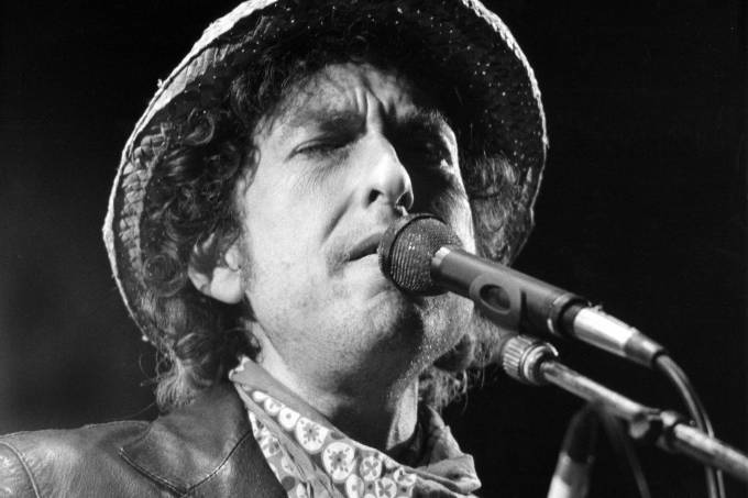 Bob Dylan recebe Nobel de Literatura