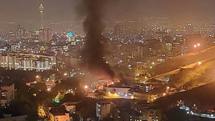 MAIOR PRESÍDIO DO IRÃ SOB INCÊNDIO
