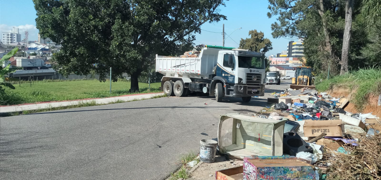 GRANDE FLORIANÓPOLIS (SC), E O DESAFIO COM O LIXO