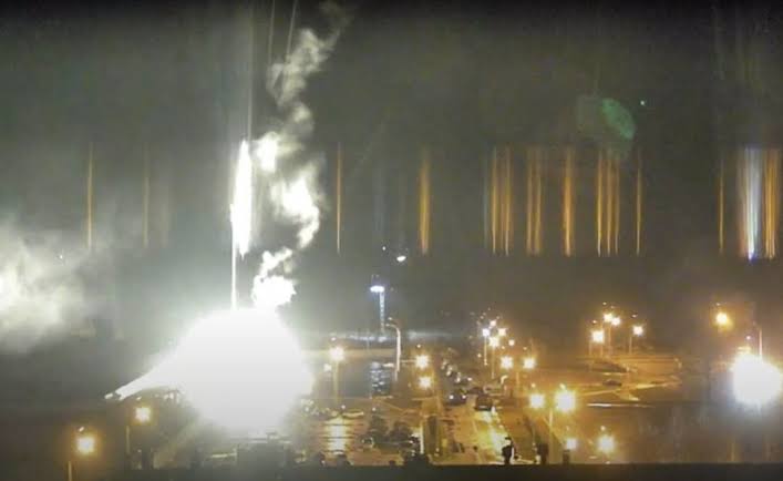 Putin ordena ataque à usina nuclear de Zaporozhye