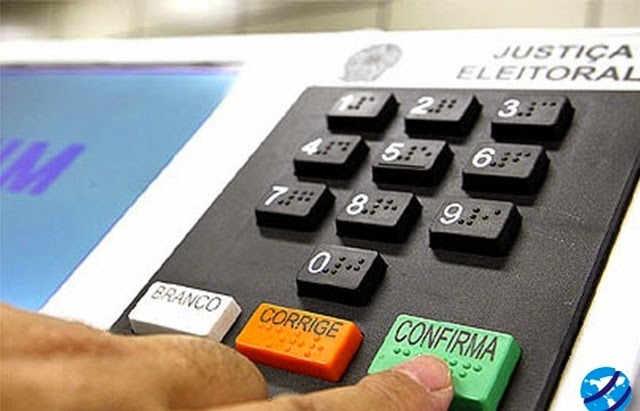 Ficha Limpa - TCE entrega listagem ao TRE/SC