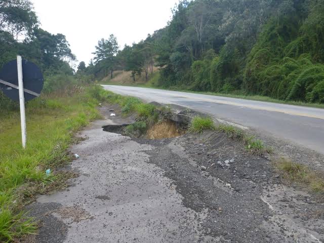 É  DESTAQUE : SANTA CATARINA COM  RODOVIAS MÁ SINALIZADAS