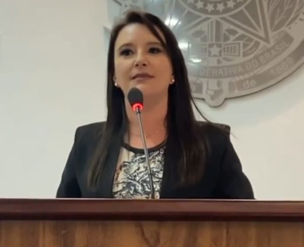 OAB/SC elege Claudia Prudêncio para presidi-la