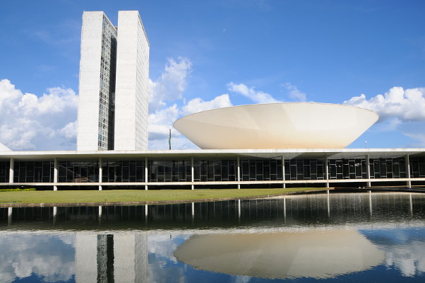 Brasil sob comando da máfia e concluo é degradante e prejudica a Nação