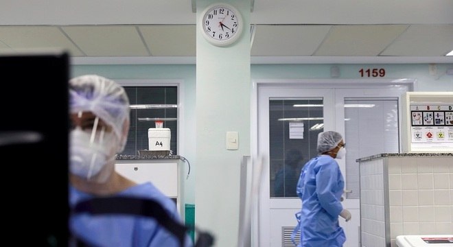 Missão desafiadora diante da Covid-19 - No Brasil vários médicos e enfermeiros morrendo devido a Covid-19