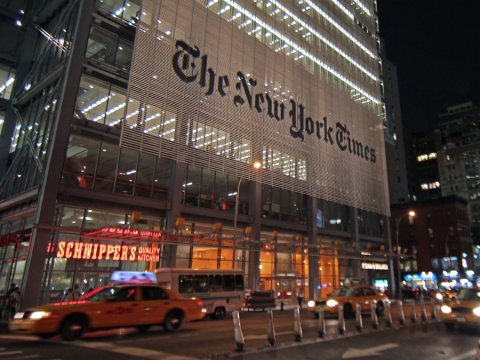 É a pior organização das Copas,  diz  NY Times