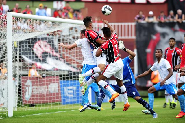 Avai vence fora de casa e Figueirense fica no empate
