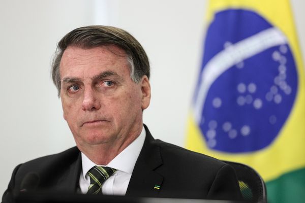 \" Daí !\" - Bolsonaro com presenças de corruptos e suspeito de participação em organização criminosa dentro do governo com Marun (MDB)  ao conselho de Itaipu