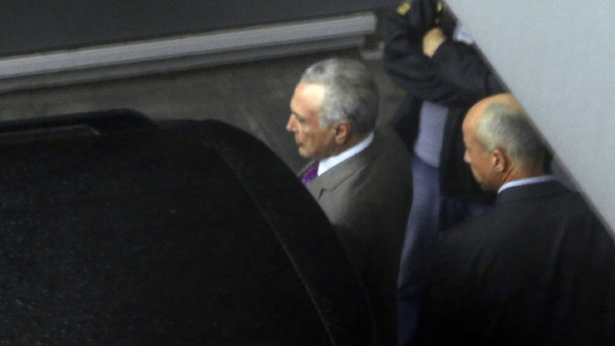 Temer fica em silêncio durante depoimento na Superintendência da PF no Rio; Moreira nega propina
