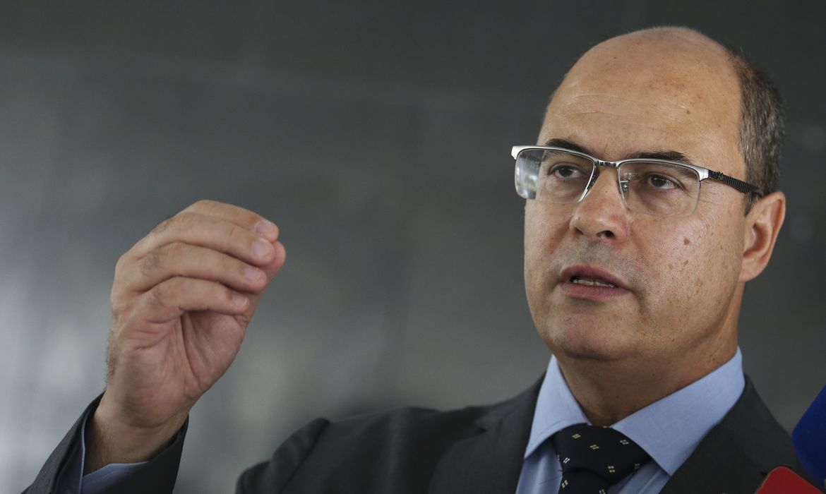 Witzel repassou R$ 15 mil em dinheiro vivo antes de operação da PF, diz delator