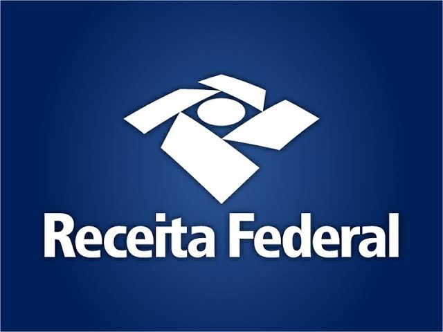 Cerca de 800 personalidades brasileiras estão na mira da Receita Federal por supostos esquemas de lavagem de dinheiro e crimes fiscais