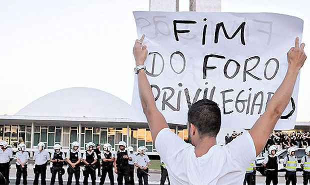 Foro privilegiado pode estar chegando ao seu final