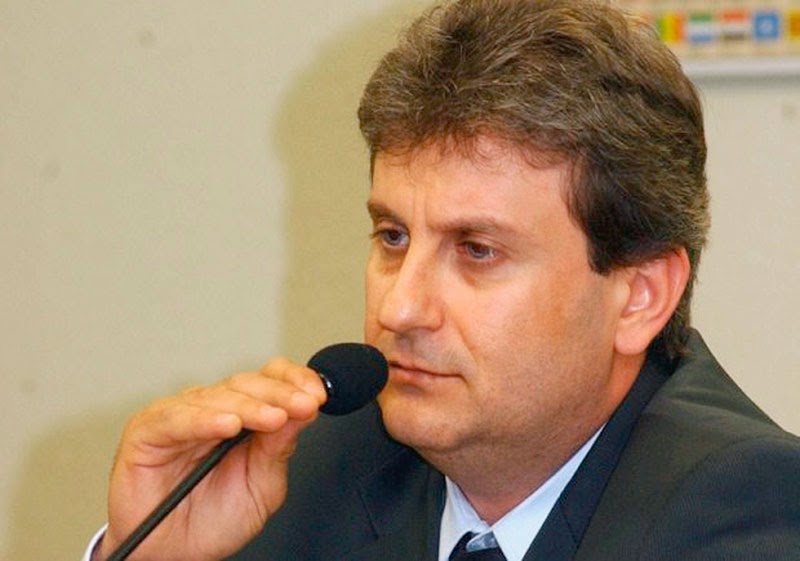 O furacão Yousseff  assusta o PT de Dilma
