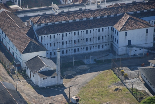 Detentos fogem de Complexo Penitenciário da Agronômica, em Florianópolis
