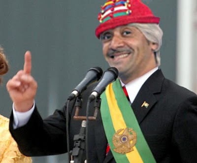 Palhaçada.  Deputado e humorista Tiririca (PR), gasta verbas públicas para suas apresentações
