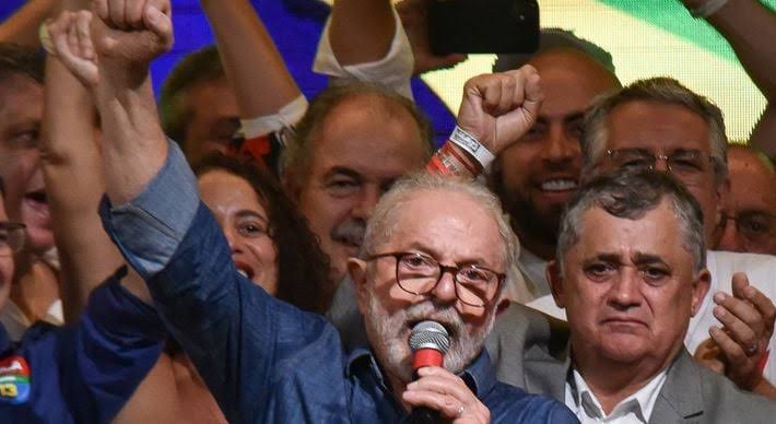 DESAFIOS PARA O BRASIL QUE HÁ DÉCADAS SÃO AGUARDADOS PELO POVO