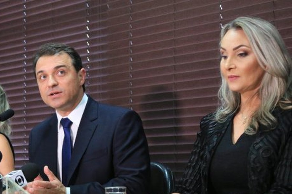 Imbróglio no caso do processo do Impeachment em Santa Catarina : decisão depende de Colegiado Misto