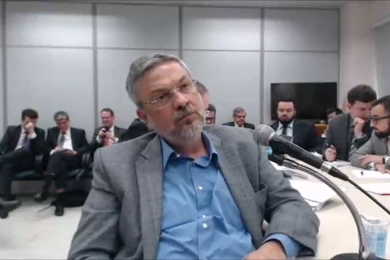 Mafioso Antonio Palocci (PT) , poderá voltar a prestar consultorias. PF e MPF vão investigar consultorias milionárias em todo o Brasil