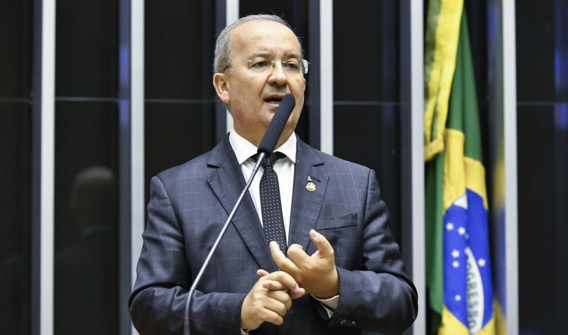 DELEGADO DA PF CITA \"  BANCADA DO CRIME \" E MENCIONA SENADOR DE SC