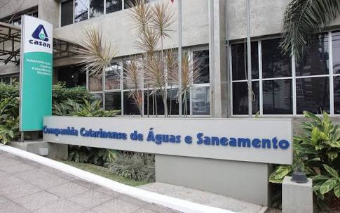 TCE/SC alerta Casan que não estão de acordo com legislação a remuneração de membros da Diretoria Executiva; Conselho de Administração e Conselho Fiscal 
