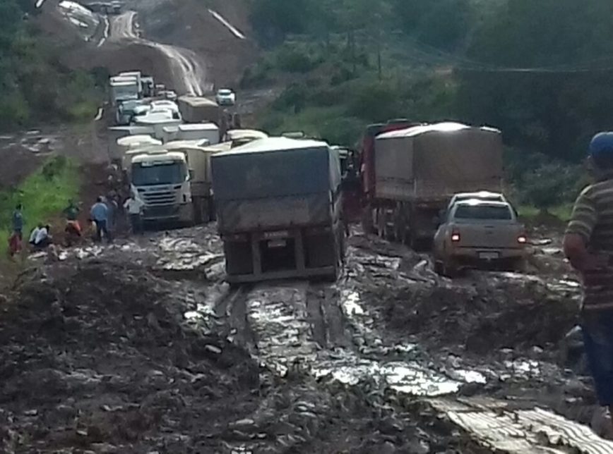 BR-163 - O desleixo da máfia do governo federal