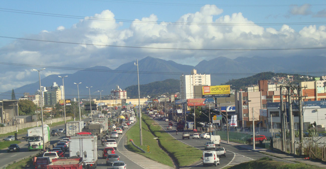 Florianópolis - \"  Ilha da Magia \" com trânsito caótico