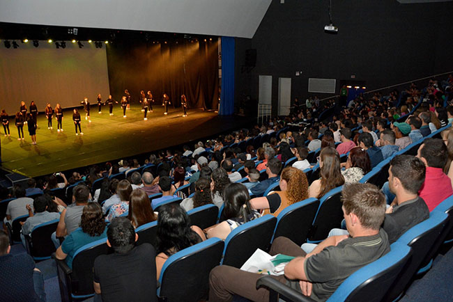 Chapecó (SC), realizou a 1ª Mostra Cultural de Dança comemora os dez anos da Fundação Aury Luiz Bodanese