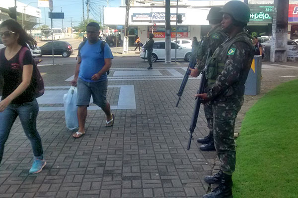 Exército inicia patrulhamento nas ruas de Natal