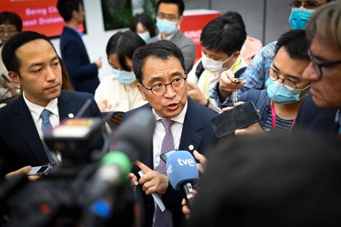 Presidente da Sinovac chinesa admite ter pago propina à oficiais chineses para acelerar aprovação de vacinas