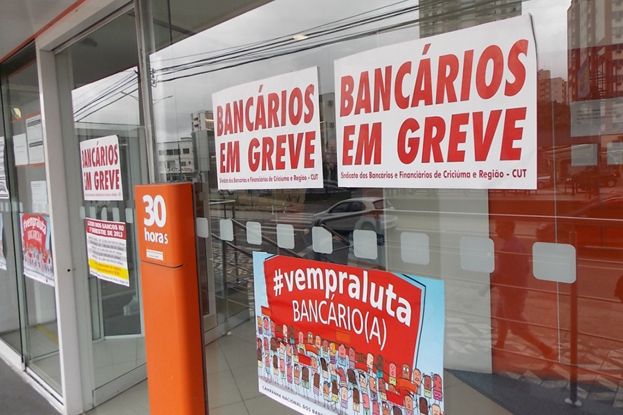 BANCÁRIOS EM GREVE EM QUASE TODO O BRASIL